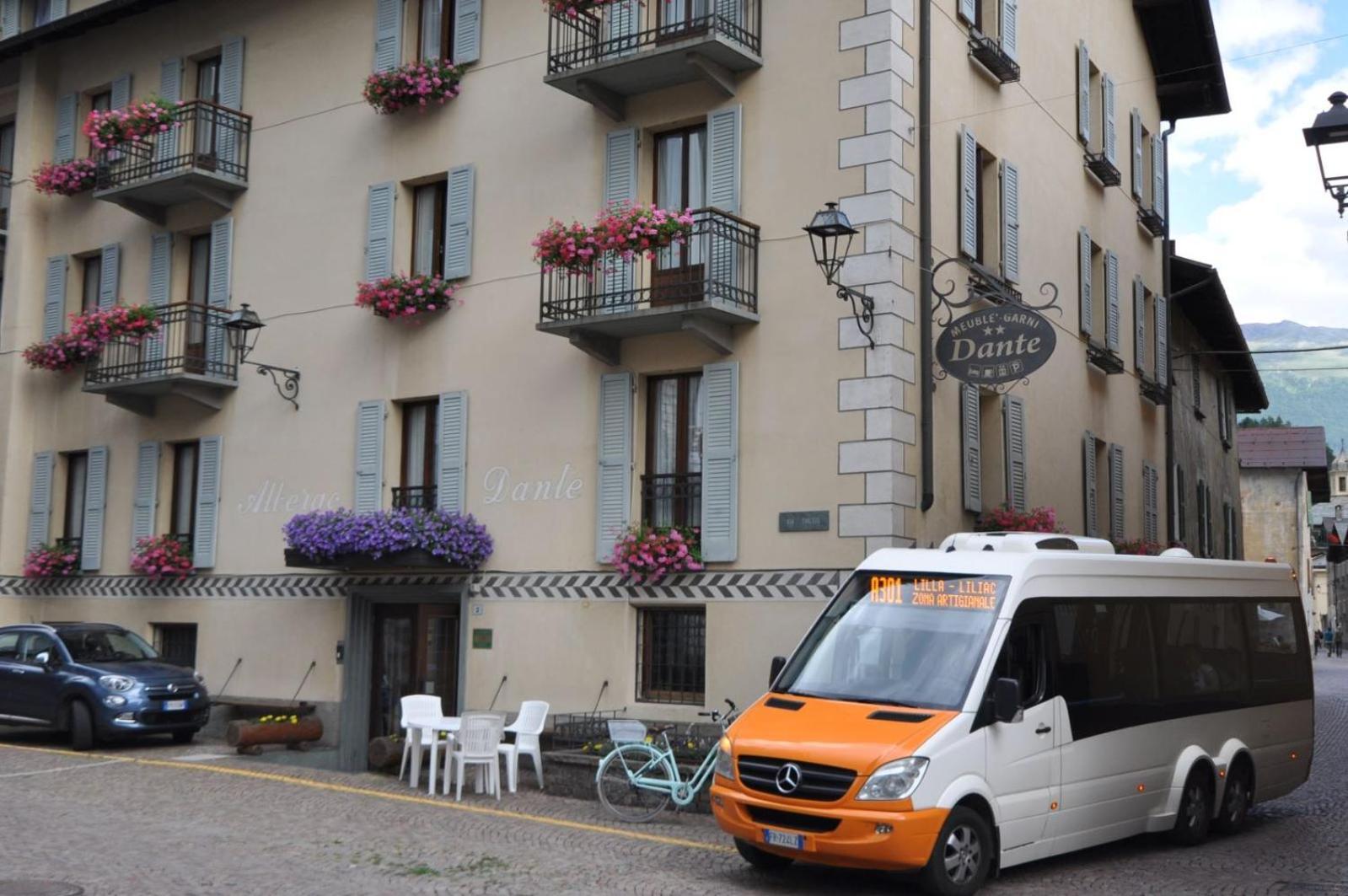 Meublé Albergo Dante Bormio Extérieur photo